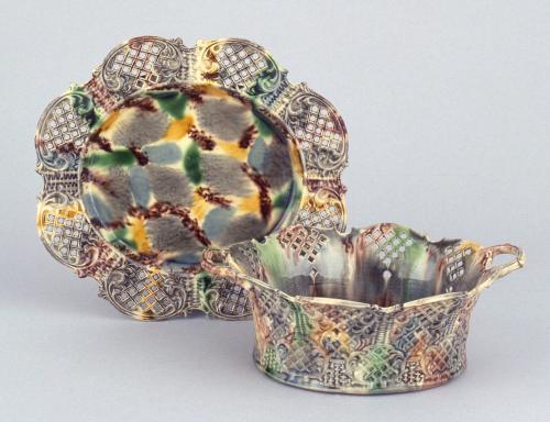 DS2006-0035
Shown:2005-157,1-2
