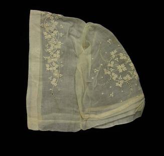 2009 Record shot by L. Baumgarten. Embroidered cotton cap.