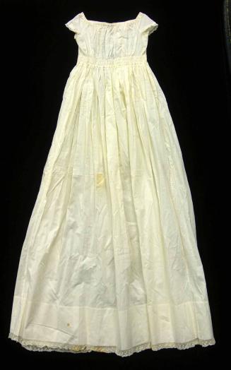 2009 Record shot by L. Baumgarten. 2009-13A: Christening gown.