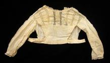 2009 Record shot by L. Baumgarten. 1997-157B: Blouse.