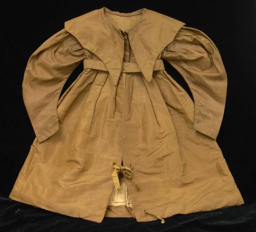 2009 Record shot by L. Baumgarten. Child's coat dress or pelisse.