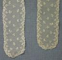 2009 Record shot by L. Baumgarten. Detail of 1953-152,1-2. Lace.