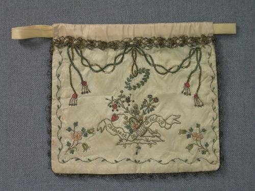 2009 Record shot by L. Baumgarten. Drawstring bag, front.