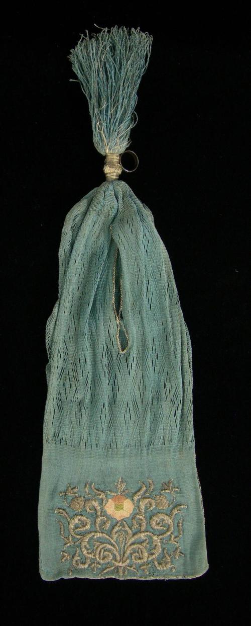 2009 Record shot by L. Baumgarten. Stocking purse.