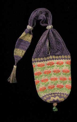 2009 Record shot by L. Baumgarten. Stocking purse.