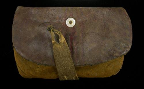 2009 Record shot by L. Baumgarten. Purse.