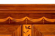 D2010-CMD-044. Armoire. 