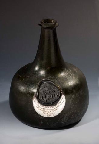D2011-CMD. Wine bottle