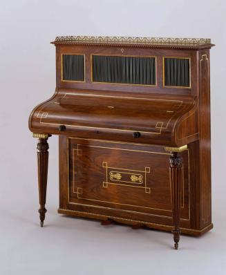 TC99-593. Piano