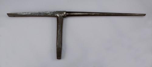 Long Nosed Beak Horn Stake