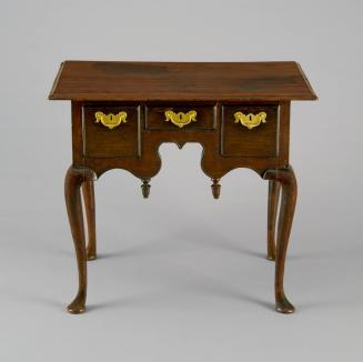 D2013-CMD. Dressing table