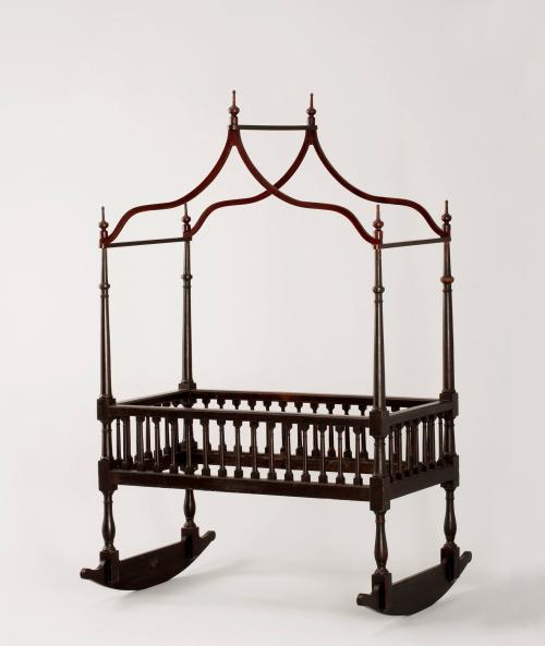 D2011-CMD. Crib bedstead, 1995-15