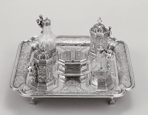 TC99-530: Cruet set