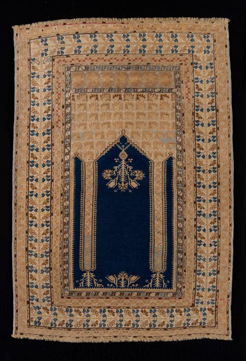 D2014-CMD. Prayer rug
