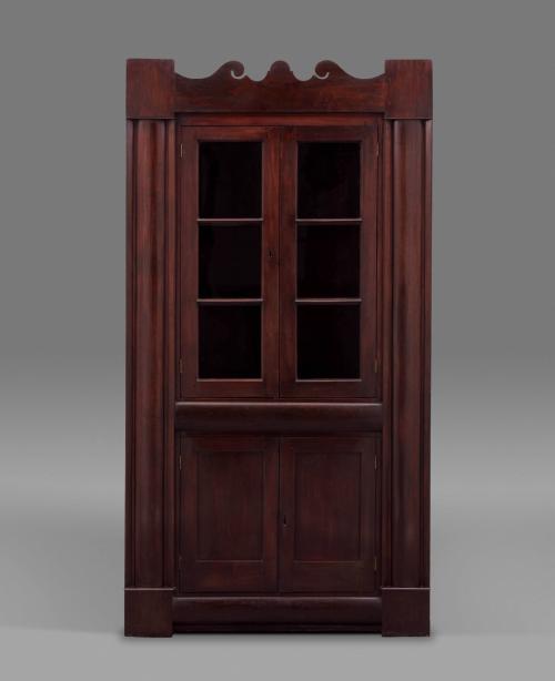 Corner Cupboard 2015-178