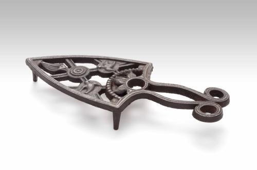 Trivet 2012-169