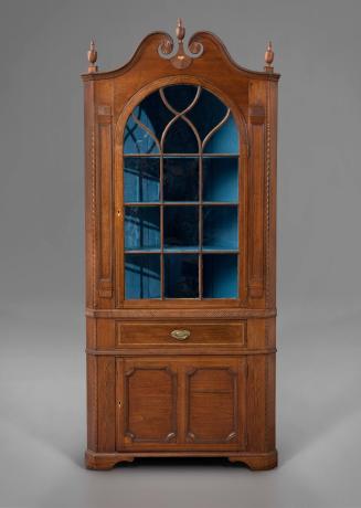 Corner Cupboard 2016-194