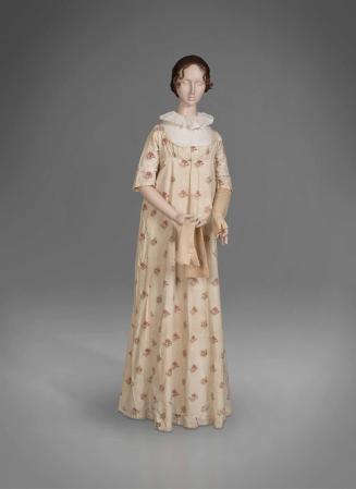 Gown 2000-132