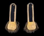 Epaulettes 2018-153,1&2
