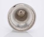 1973-371, Urn