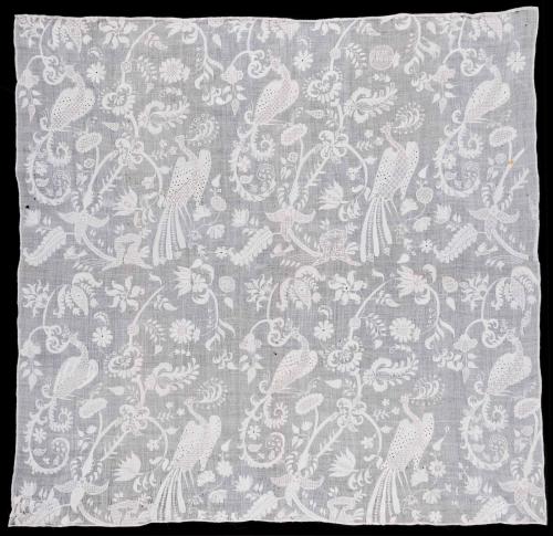 1991-524, Apron