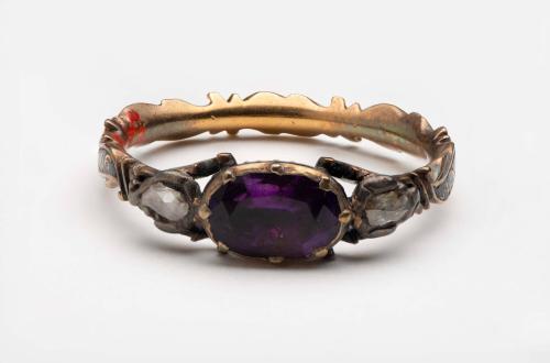 1954-601, Mourning Ring