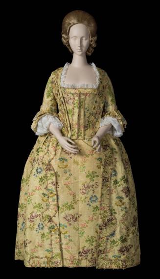 2015-210,A&B, Gown