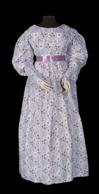 2020-32, Dress