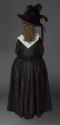 1989-446, Gown