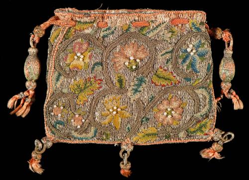 1971-1465, Purse