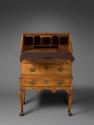 1959-243, Desk
