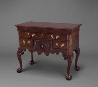 1990-295, Dressing Table