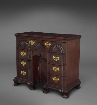 1991-61, Bureau Table