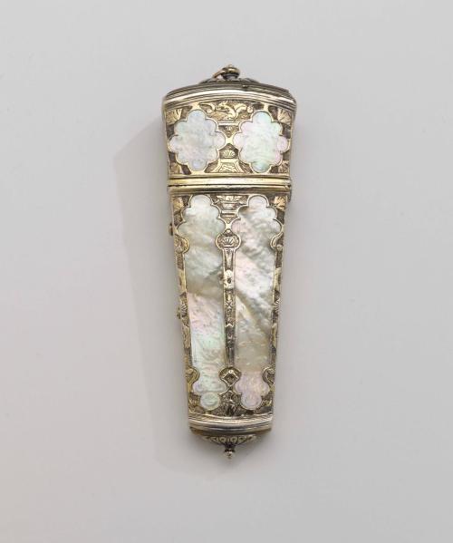 2020-96, Etui