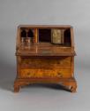 1991-41, Desk
