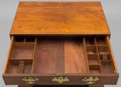 2020-169, Bureau Table