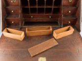 1960-173, Desk