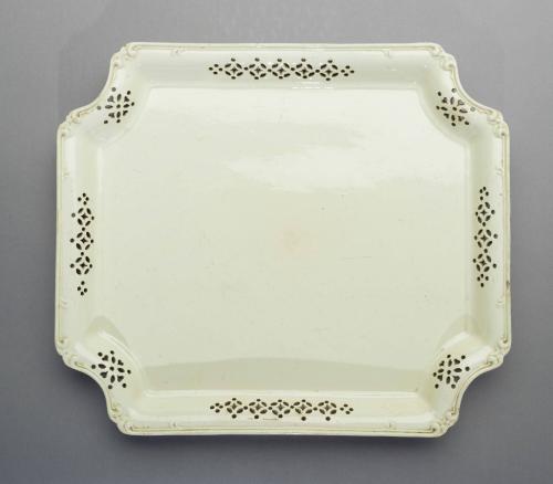 1972-380, Tray