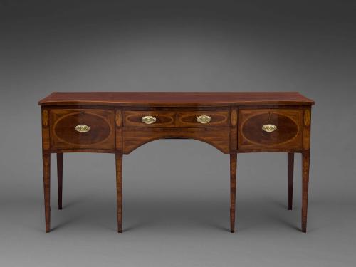 1990-302, Sideboard