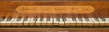 1968-294, Piano