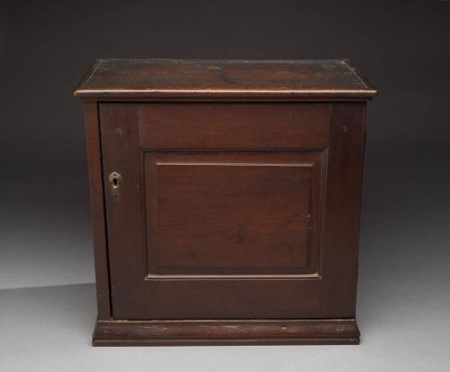 1933-85, Chest
