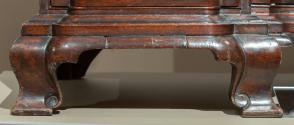 1991-61, Bureau Table
