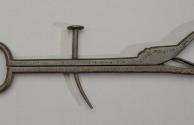 2020-319, Tongs