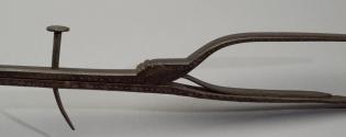 2020-319, Tongs