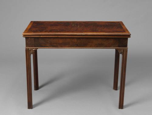 1947-570, Card Table