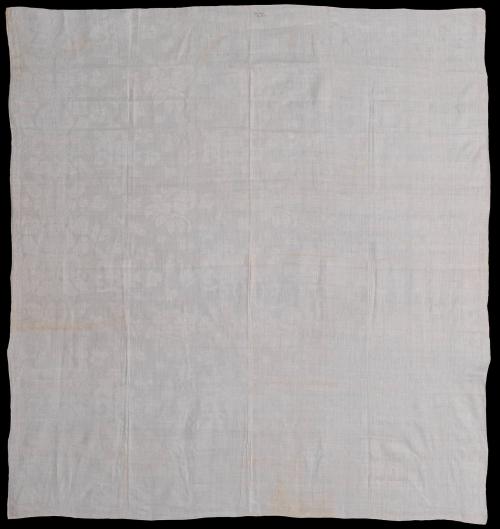 2022-39, Tablecloth