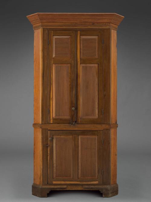 2015-124, Cupboard