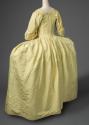 1994-87, Gown