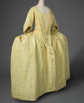 1994-87, Gown