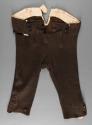 2023-32, Breeches